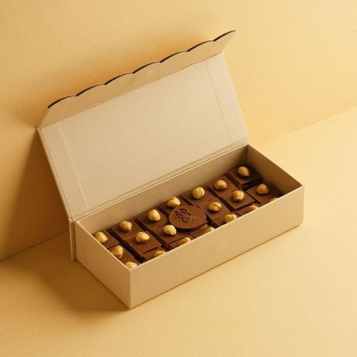 golden hazel - 21 pieces Chocolate luxury, hazelnut , cake , cream cheese,