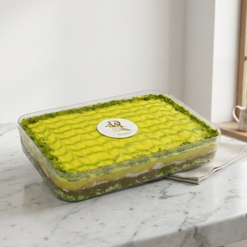 بيستاشيو كيك - طبقات كيك بيستاشيو و كنافه و كاسترد و كراميل&nbsp; 
 تكفي ل٦ اشخاص