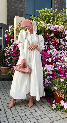 Mona Alsabri - O12 - Free size, but we need the length of the abaya 
 
 raw type : Taftah