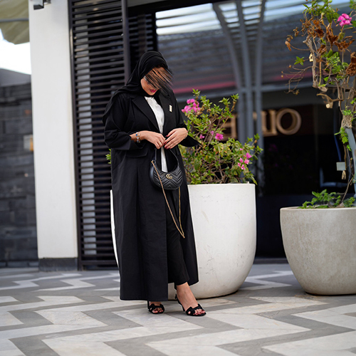 ب1