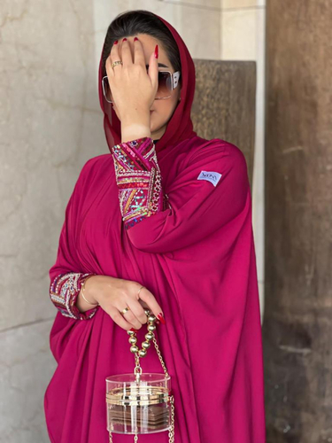 سي 23