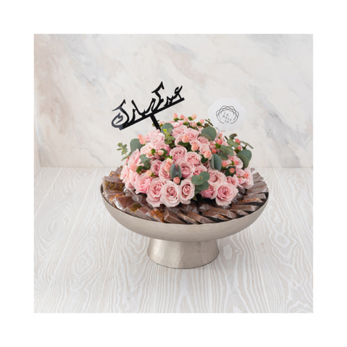 Stand plate with flowers and chocolate