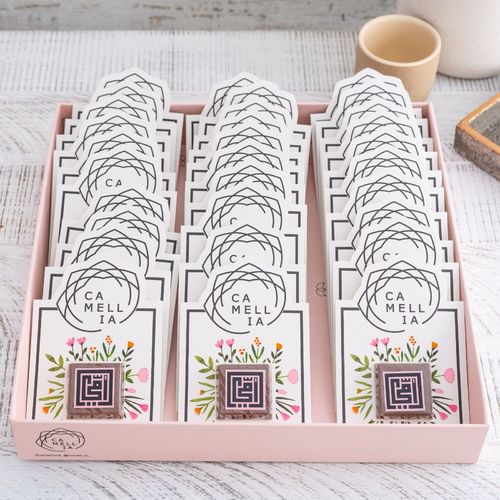 flowers card and أمي stickers