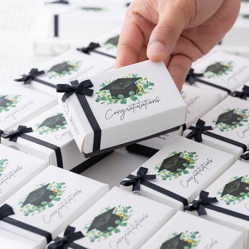 graduation giveaways 25 pic