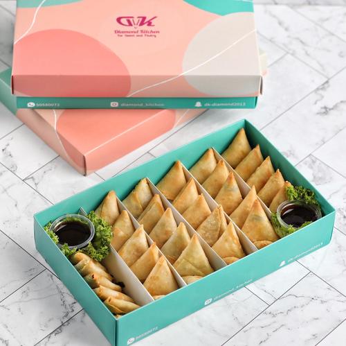 mini sambosa small box - علبة صغيرة 35 حبة مع تغميستين