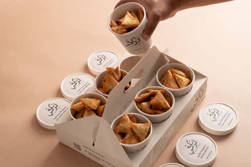 Mini Samboosa Box - 6 kind of Mini samboosa ( Potato - Kebab - Tekka lumee- Fetta cheese - Tawooq - Halloumi cheese)
