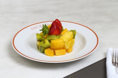 Fruit salad - Seasonal&nbsp;fruit selection salad