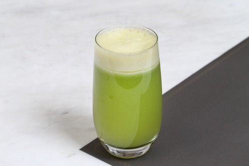 Green apple - fresh
  green apple