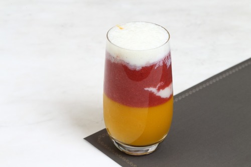 Le royal - strawberry, mango, banana with milk