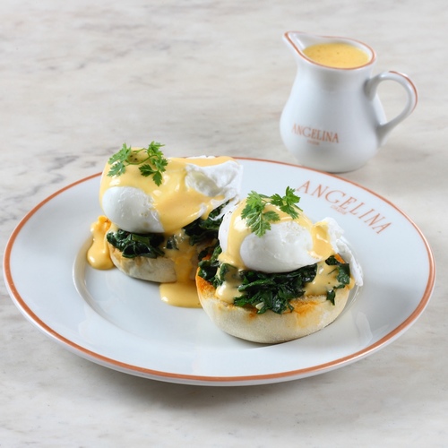 Eggs benedict - spinach - Brioche,&nbsp;poached eggs,&nbsp;hollandaise sauce. Spinach