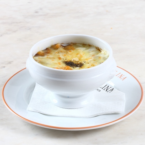 Onion soup - Onion,&nbsp;toasted croutons,&nbsp;gratinée with&nbsp;cheese.
