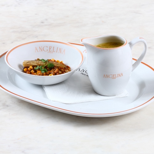 Chicken corn soup - Grilled&nbsp;marinated chicken,&nbsp;kernel corn, paprika.