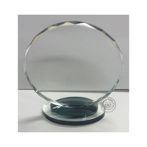 Small trophy (T414) - Trophy Small Round w/ Oval Shape Base with art binding box 
 * In case of printing option, Kindly after completing your order send us your requested Picture to be printed on through our WhatsApp No. 97172071, Know that it will take 7-10 working days to be delivered