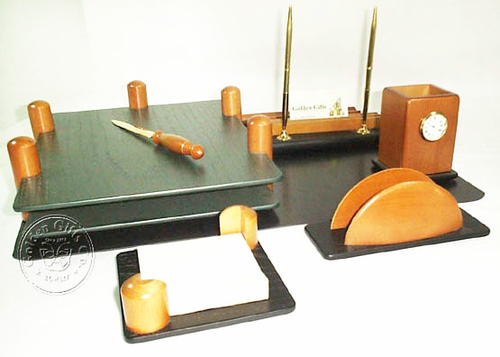 Golden Gifts co - Wooden Desk Set (D005B) - Wooden Desk Sets of 7 PCs. W/ Clock, Beige/D.Green