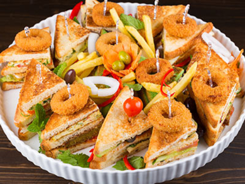 Club Sandwich Mix - Small - 12 pieces for 3 persons - is by your choice between 3 types from next 9 types : club sandwich with chicken musahab __ club sandwich with zaater & labneh __ club sandwich with halloumi & mint __ club sandwich with three cheese __ club sandwich with omlit & cheese __ club sandwich with chicken fillet.