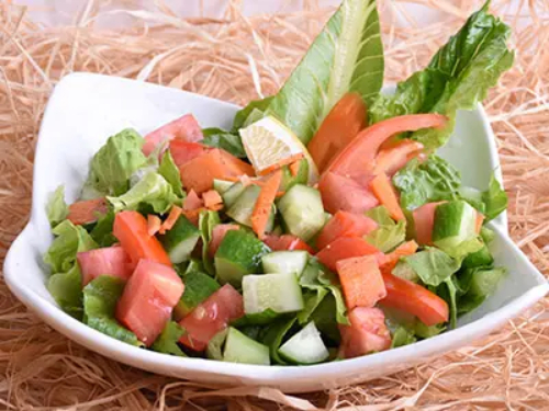 Green Salad - Mixture of fresh vegetables.