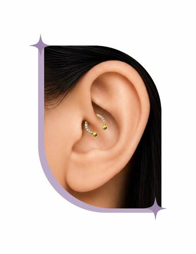 horseshoe piercing