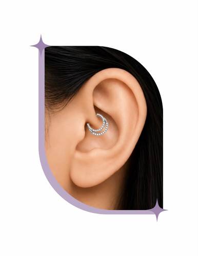 Titanium Daith-septum piercing
