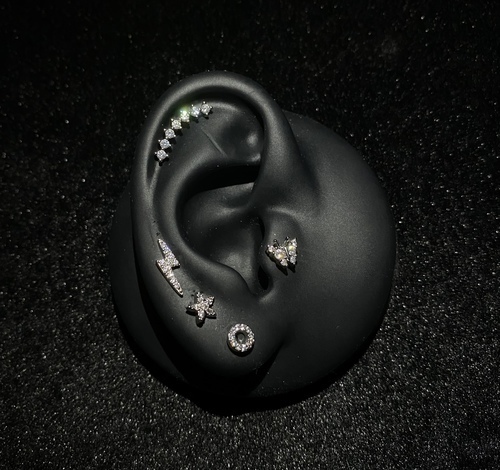 Crystal Curve piercing Thin Bar (20G)