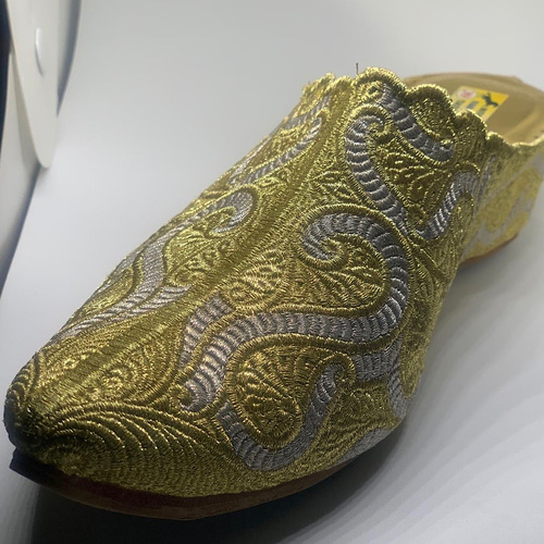 Golden Moroccan shoes - Size 38