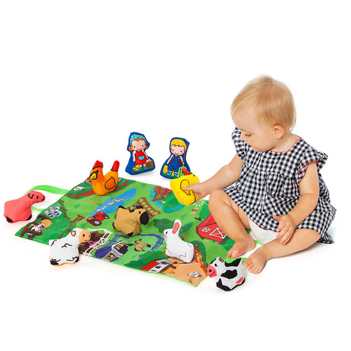 MOLTÓ FARM & FUN PLAY MAT - Fabric mat with a picture of your farm, with Lily, Marc and their 7 animals, put each animal in its place, learn their names, touch and experiment with their different sounds and colours and when you've finished playing pick up all your toys and store them in the mat that turns into a bag.