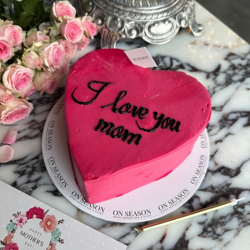 On Season - Mother Day - Cake B - Small cake with layers of red velvet and brownie and rich cheese cream - enough for 3 to 4 person