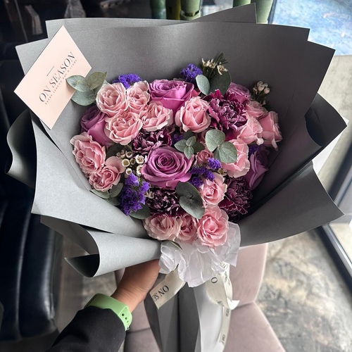 أون سيزون - stylish bouquet