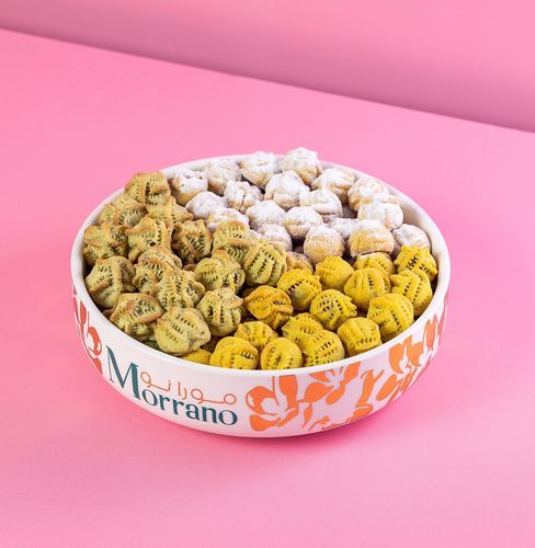 Date maamoul - A plate of date maamoul, weight 1 kg