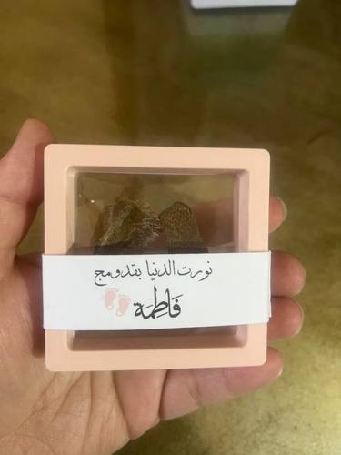 توزيعات علب ملونه