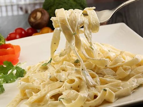 Fettuccine Alfredo Pasta