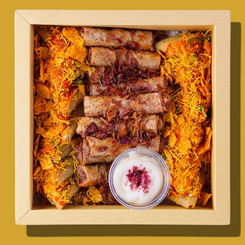 بوكس وسط مكس سمبوسه بيتزا  ومسخن دجاج