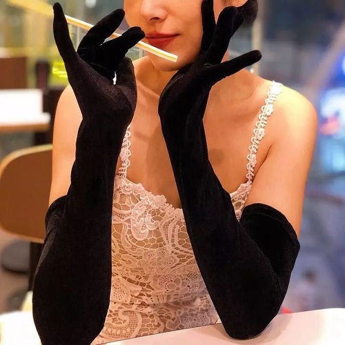 BLACK LONG GLOVES