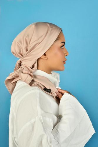 NUDE SCARF
