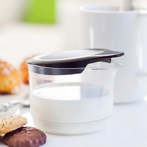 Sugar and Creamer Server - Thermot milk or sugar jug ​​is an ecological and colorful solution for serving cold drinks, powders or cold solids. The simple tip-top lid allows for easy pouring of the heat map with one hand, without removing the lid. The use of a heat map encourages people to buy large packages to reduce packaging materials.