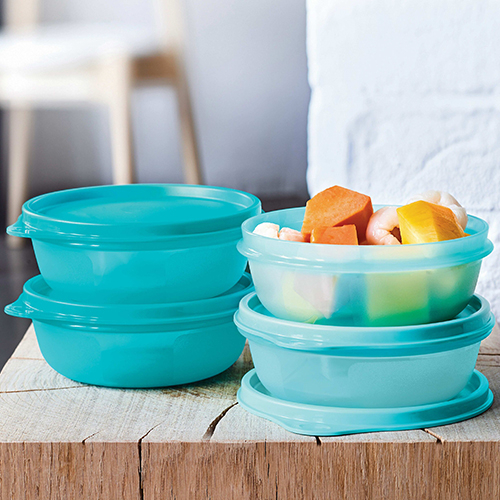 S.S Bowl Set (4pcs) 300 ML - Want to save space in the kitchen or refrigerator even though you have leftovers from the last few days? The modular bowls can be stored one above the other, so that they allow storage space to be saved. They are opaque to liquids and therefore can also contain liquid stews. They can be easily seen so that you do not have to rummage through the fridge and mess it up, and can also be used as a serving dish.