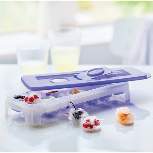 Cool Cubes - Tupperware Cool Cubes has a soft, flexible base ensure ice cubes are easy to remove once frozen. The covering seal ensures that you don't spill the contents. Freeze berries into your ice to add excitement to your drinks! Very practical ice cube tray!

Total capacity: 300ml (for 14 ice cubes)
Dimensions: 29.1 x 11 x 4.4 cm H