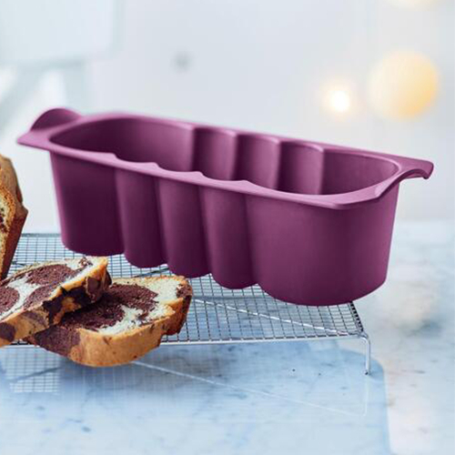 Silicone Form King Cake 1.5 L - Perfect for both sweet and savory cakes as well as terrines.

29 x 11.5 x 9 cm
Capacity: 1.5 L