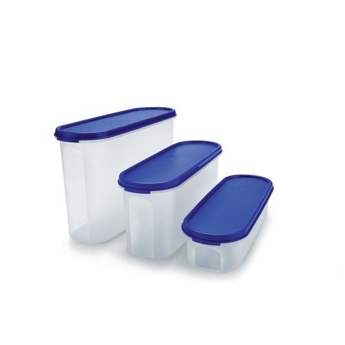 Oval 2 | 1.1 L | Lacquer Blue | Modular Mates® Series - Say goodbye to chaos!
 This Oval food storage container is designed to maximize shelf space in shallow cabinets and storage drawers. It works like building blocks with additional Modular Mates® containers to fit your shelves.
 The airtight, moisture-proof, and bug-proof lid keeps food fresh and safe for longer. It's the best container for dry foods like snacks, cereal, pasta, nuts, dried fruits, tea, and so much more.
Specifications: Capacity: 1.1 L (4.75 Cups)
 Dimensions: W 9.5 x H 11.5 x L 19 cm
 Color: Lacquer Blue (seal)
 Benefits:Freshness seal: airtight, moisture proof, and insect proof to protect food; retains crunch of crunchy foods and softness of soft foods Modular system: designed for easy stacking and named by height; for example, two Oval 1 = one Oval 2, and one Oval 1 + one Oval 3 = one Oval 4; also stacks on Modular Mates® Square storage; same width as Super Ovals. Translucent container: contents visible at a glance, no more guessing or rummaging; smooth window for adding labels if needed; lightly textured sides for better grip; BPA-free. Say goodbye to chaos! more organized and no more open packages that risk spillages in the drawers/cupboards. Use & Care:Wash before first use. Dishwasher safe Not freezer safe Not safe for use in microwave Can be recycledTips: Wash between refills of oil-containing foods such as chips, cookies, nuts, seeds, etc.
 Two Ovals fit side by side atop one Square.Stores up to:
  ± 450 g​ | 1 lb cornstarch​
 ± 1 kg​ | 2 lb granulated sugar​
 ± 600 g | 21 oz | 1.3 lb sugar cubes​
 ± 500 g​ | 16 oz | 1 lb nuts (pecans/walnuts)​
 ± 650 g​ | 23 oz | 1.4 lb raisins or other dry fruits​
 ± 1 kg​ | 2 lb fine salt​
 ± 850 g | 30 oz | 1.9 lb lentils​
 ± 800 g​ | 28 oz | 1.8 lb dry white beans
 ± 800 g​ | 28 oz | 1.8 lb quinoa​
 ± 800 g | 28 oz | 1.8 lb bulgur​
 ± 300 g | 10 oz​ instant coffee ​
 ± 400 g​ | 14 oz | 0.9 lb loose black tea​