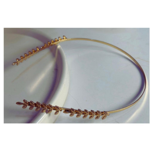 Coiffeur 17 - Headband 13 - A hairband used for roman hairstyles