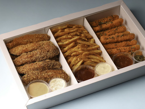 Gathering Golden Fingers - 9 pcs of chicken fingers, 8 pcs of halloumi fingers served with fries , 4 drinks and sauces