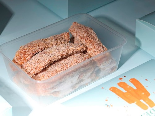 Chicken fingers frozen - 12 pcs of fresh chicken fingers. Air fryer temperature 180 for 10 to 12 min or deep fry.