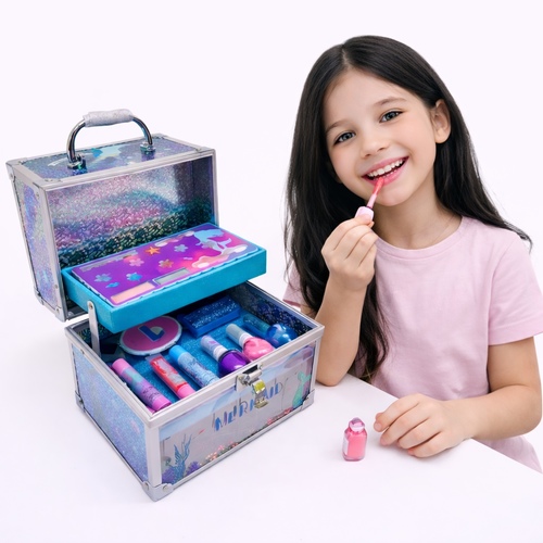 Mermaid Train Case Beauty Set 10240 - Lip Products: Two shimmer lip balms (often in strawberry and grape flavors) and cotton candy-flavored lip glosses.Nail Care: Three peelable, bubble gum-scented nail polishes in colors like purple glitter, pink shimmer, and blue/silver confetti.Palette: A shimmering palette for eyes, lips, and cheeks.Accessories: Includes items such as a mermaid-themed nail file, toe spacers, and application brushes.