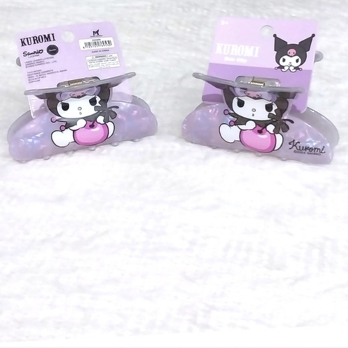 2S50856 Kuromi hair clip