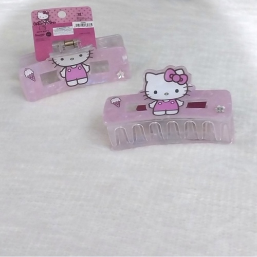 2S50881Hk.Claw Hair Clip,