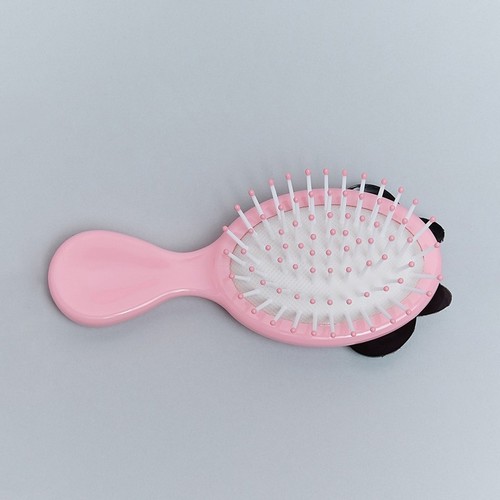 50790 Minnie Hairbrush