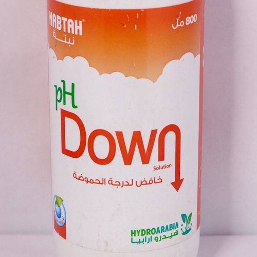 PH Down خافض لدرجة الحموضة - PH Down خافض لدرجة الحموضة Nabtah PH Down is designed to be used with hydroponic systems.  Recommended PH levels of 5.5-6.5 for hydroponic plants.
تم تصميم محلول نبتة لخفض الحموضة لاستخدام مع الزراعة المائية.  رقم الاس الهيدروجيني الموصى به ما بين ٥،٥ الى ٦،٥ للزراعة المائية.
Size: 800ml :حجم