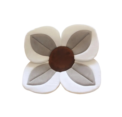 Flower sponge bath - white edges
