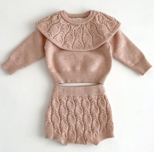 Knitted set