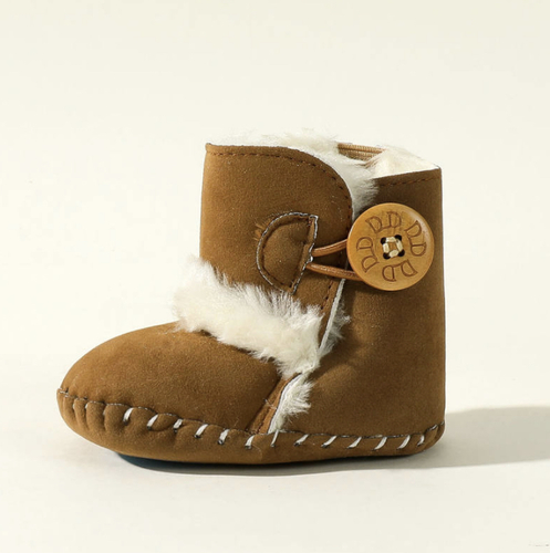 Boots with fur