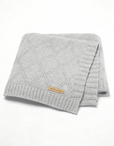 Knitted blanket